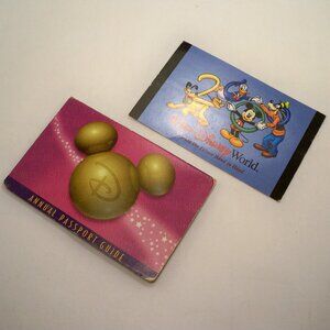 Disney World 2000 Annual Pass, Pass Guide Vintage *Ephemera